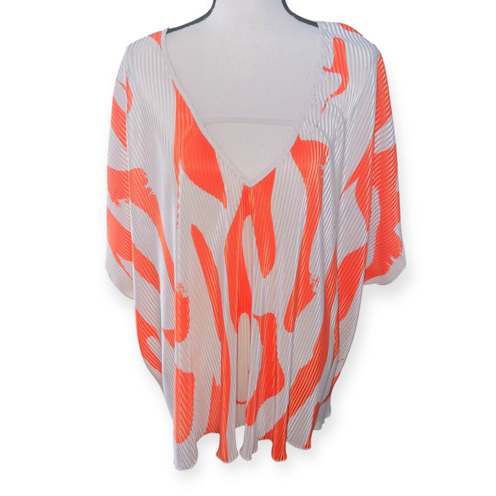 Crimped Flowey Orange and White Top